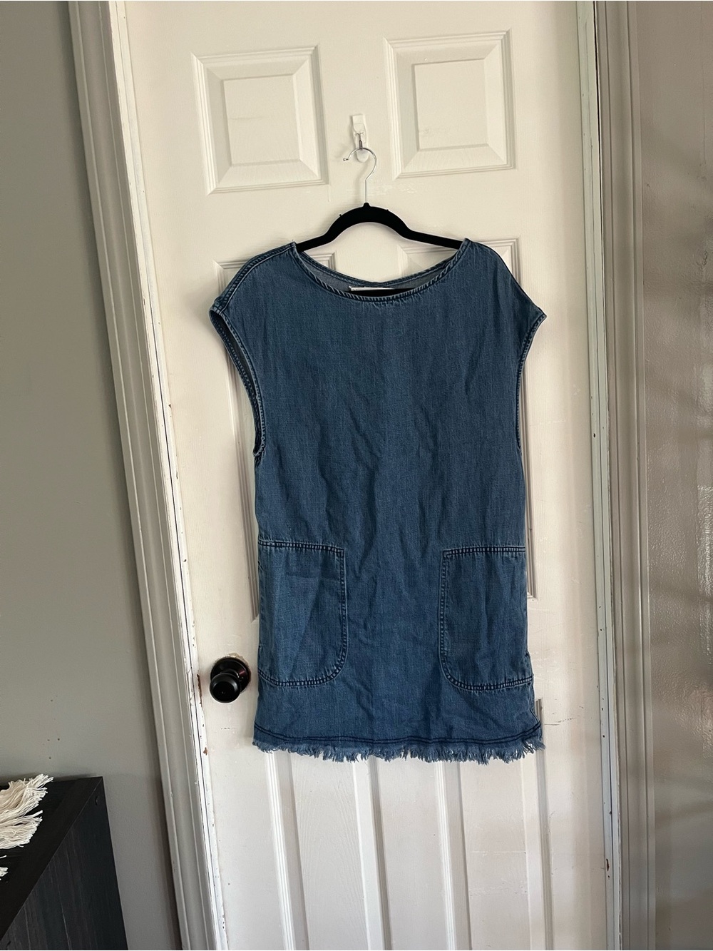 H&M Blue Denim Sleeveless Shift Dress with Front Pockets